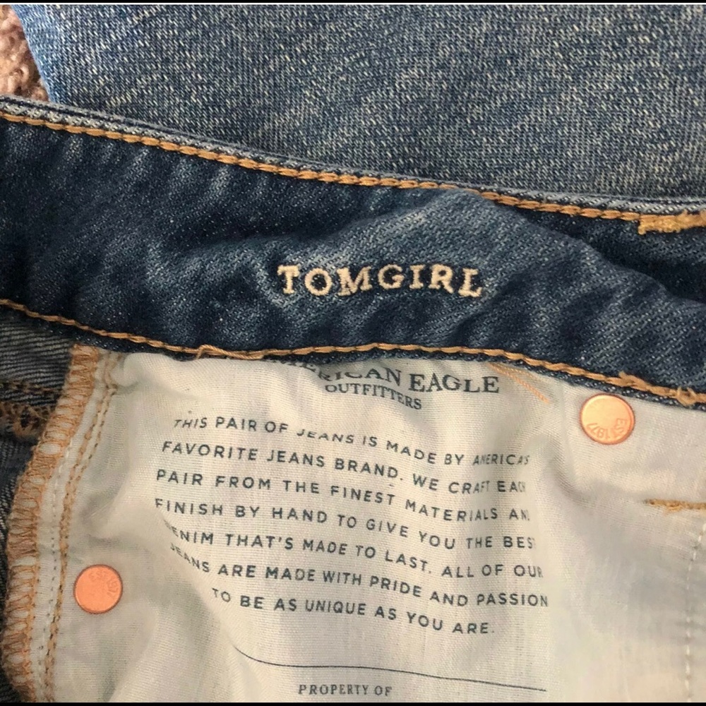 American Eagle Distressed Button Fly Tom Girl Jea… - image 8